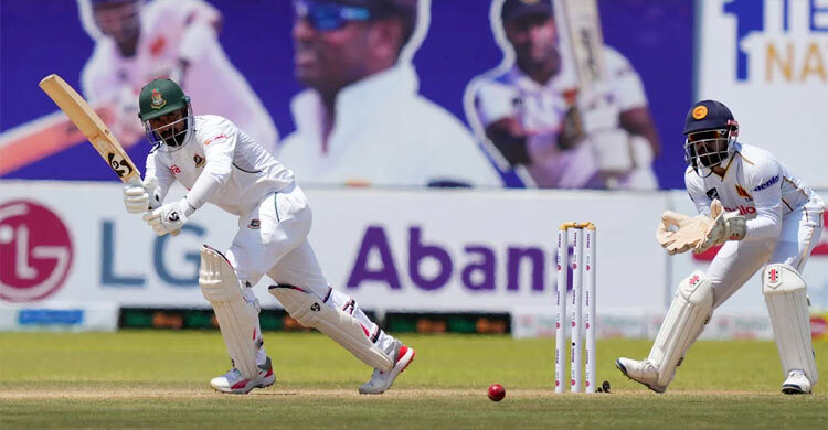দিনের শুরুতেই ফিরলেন শেষ ভরসা লিটন
